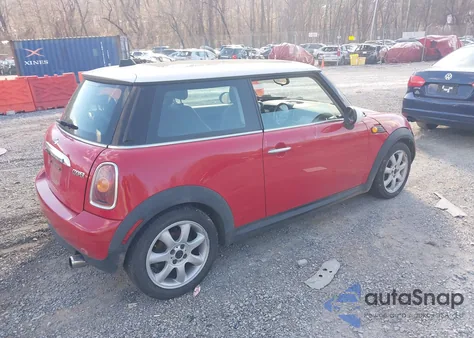2008 Mini Cooper из США, поврежденный, VIN WMWMF33548TU67650